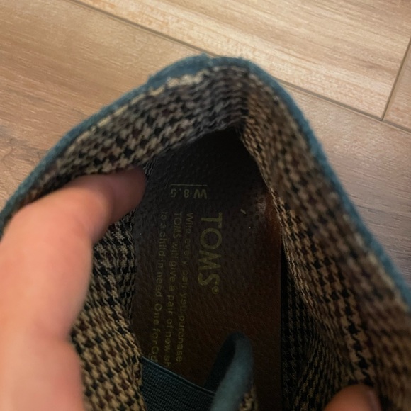 Toms Shoes blue suede booties women’s size 8.5 - Picture 3 of 4